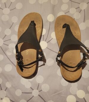 Vionic Kirra Slingback Sandals 7 Women Black Leather Cork Comfort Travel Summer